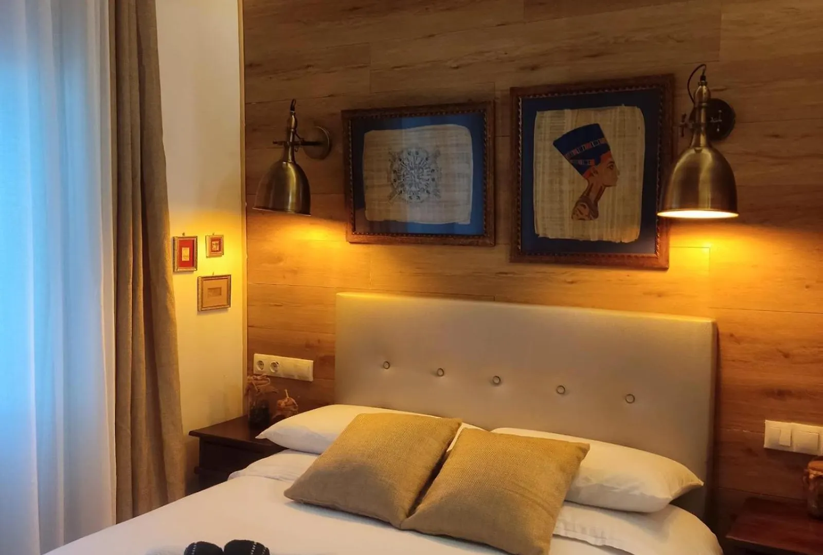 Aparthotel 9 Private Rooms Barcelona