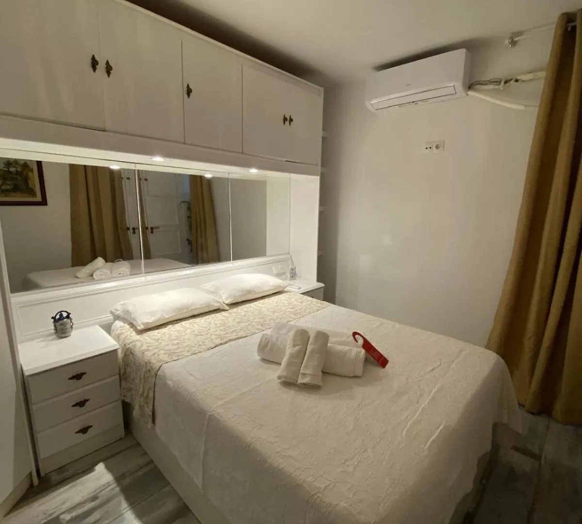 Aparthotel 9 Private Rooms Barcelona Spanien