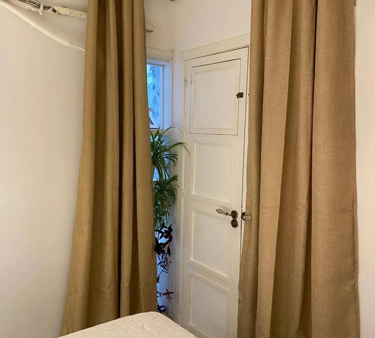 9 Private Rooms Barcelona 0*,  Spanien