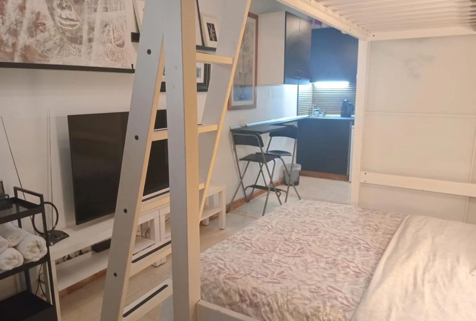 9 Private Rooms Barcelona 0*,